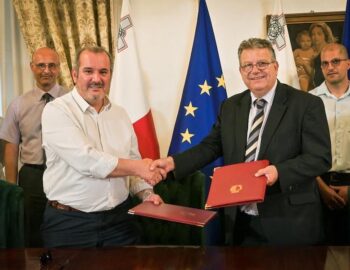 Il-GWU parti minn ftehim settorjali ġdid għall-ħaddiema fl-isptarijiet li jaqgħu fil-klassi teknika