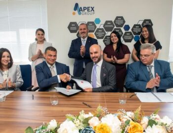 Care workers impjegati ma’ Apex Care se jibbenefikaw minn kundizzjonijiet ta’ xogħol aħjar