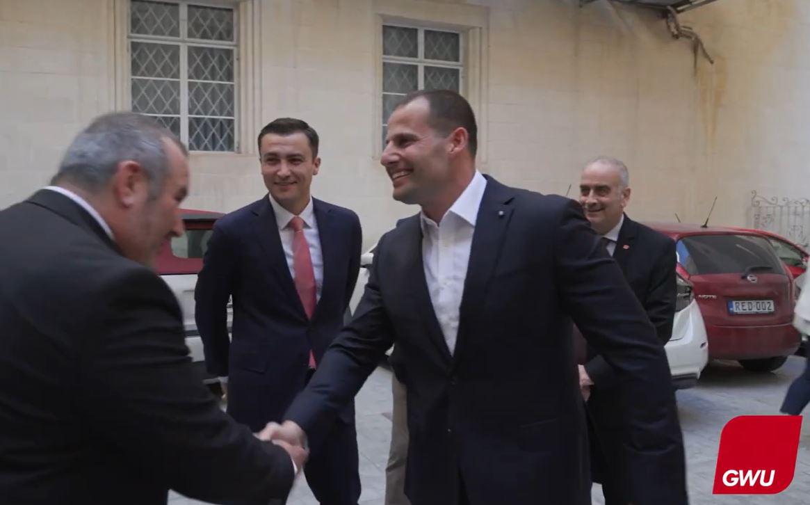 Il-Prim Ministru ta’ Malta Robert Abela jżur il-ħaddiema tal-General Workers’ Union