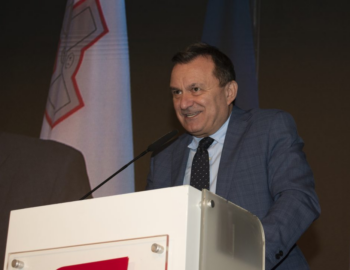 Għandna niffukaw fuq ekonomija sostenibbli mhux fuq sostenibilità ekonomika