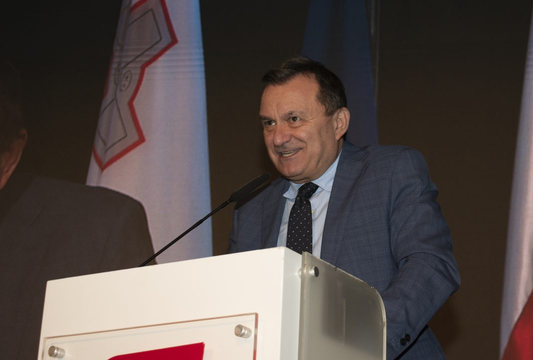 Għandna niffukaw fuq ekonomija sostenibbli mhux fuq sostenibilità ekonomika