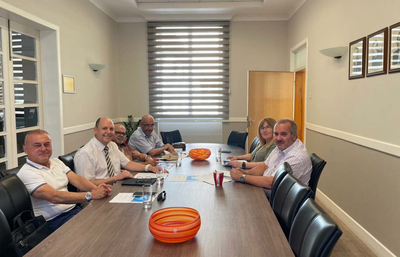 Il-GWU tiddiskuti l-bidla teknoloġika (IA) mal-MP Ray Abela