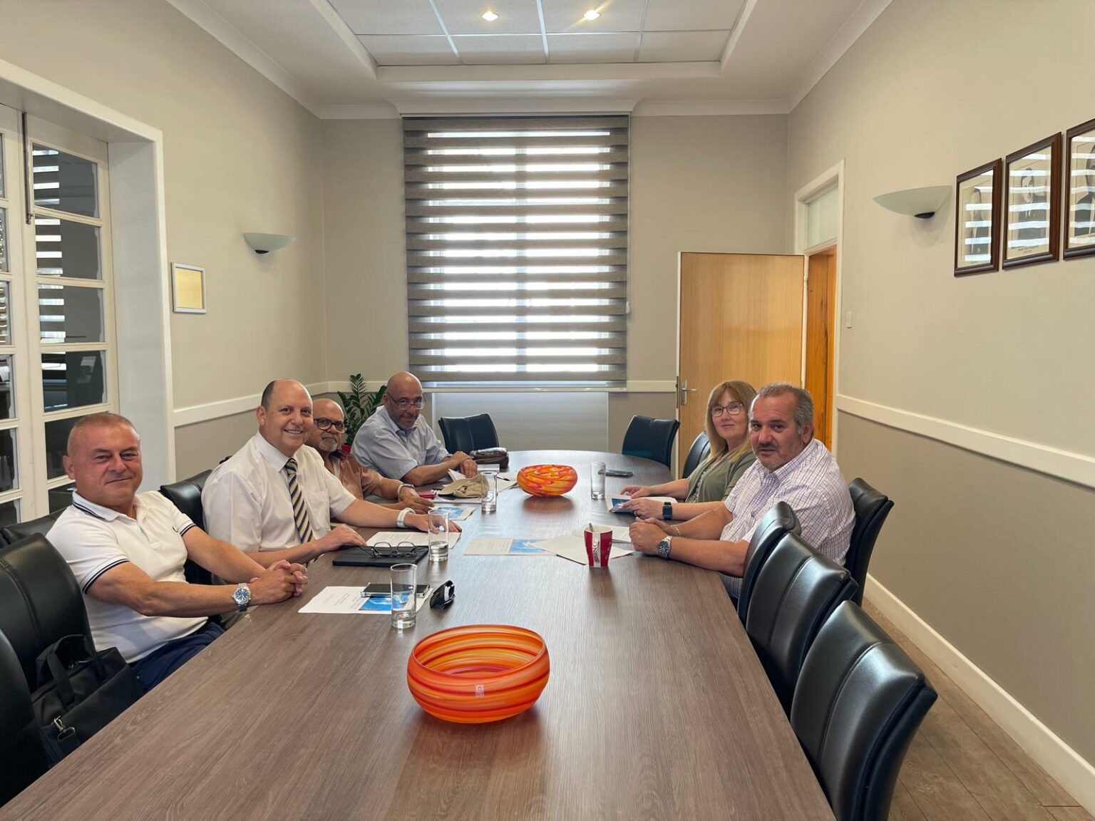 Il-GWU tiddiskuti l-bidla teknoloġika (IA) mal-MP Ray Abela