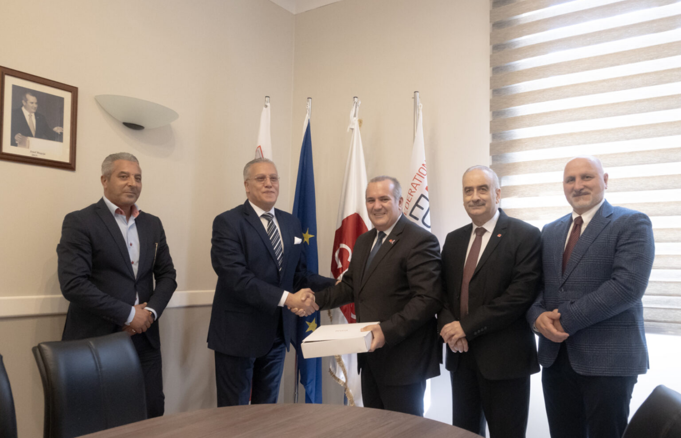 Il-GWU tiltaqa’ mal-Ambaxxatur Tuneżin Zouheir Bouras