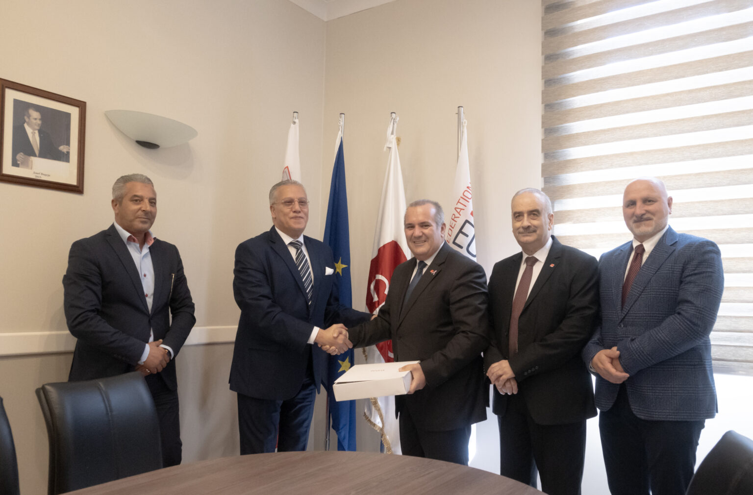 Il-GWU tiltaqa’ mal-Ambaxxatur Tuneżin Zouheir Bouras 