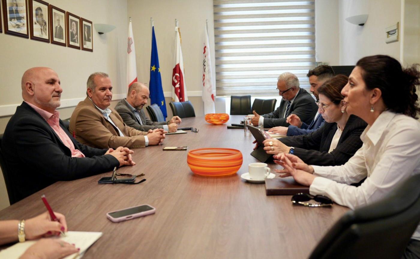 Proposti ġodda biex jissaħħu l-bilanċ bejn ix-xogħol u l-ħajja privata u l-ħarsien tal-ħaddiema